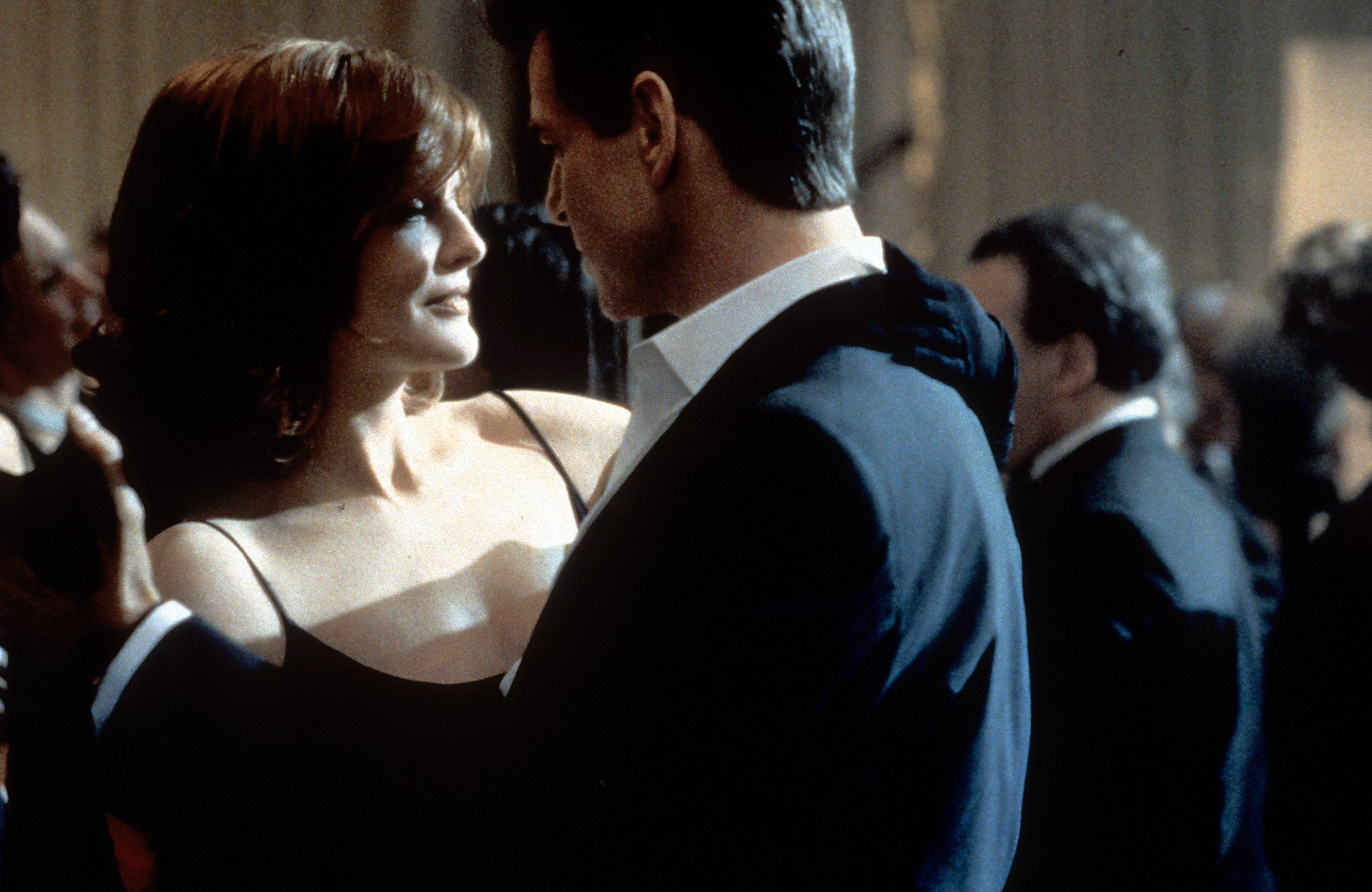 thomas crown affair sex Thomas crown affair sex